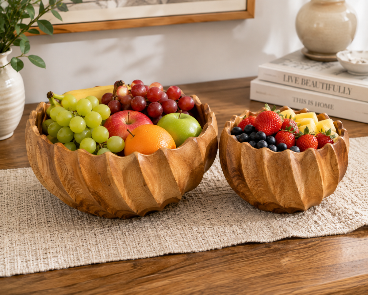 Set of 2 fluted teakwood serving bowls in large and small sizes